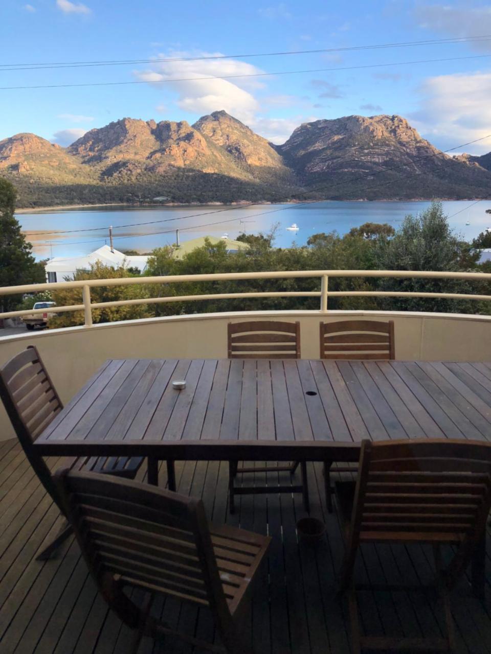 Вилла Freycinet Beach House Коулс-Бей Экстерьер фото