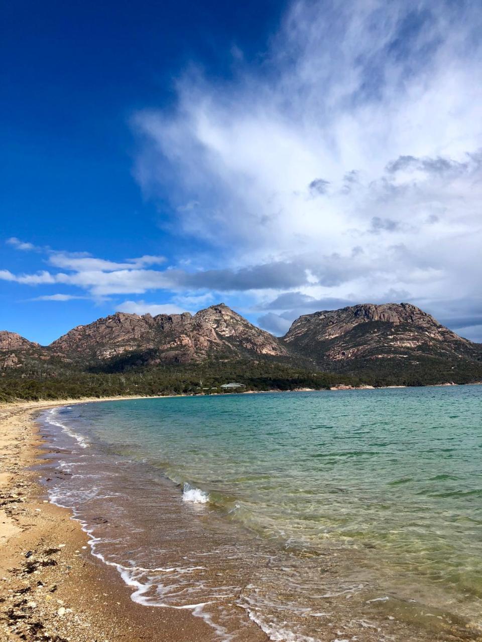 Вилла Freycinet Beach House Коулс-Бей Экстерьер фото